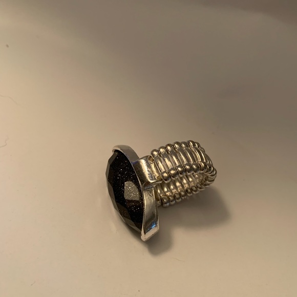 Ring - Picture 2 of 3